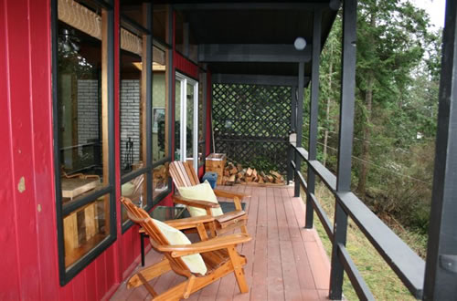 Schooner View Cottage, North Pender Island Accommodation
